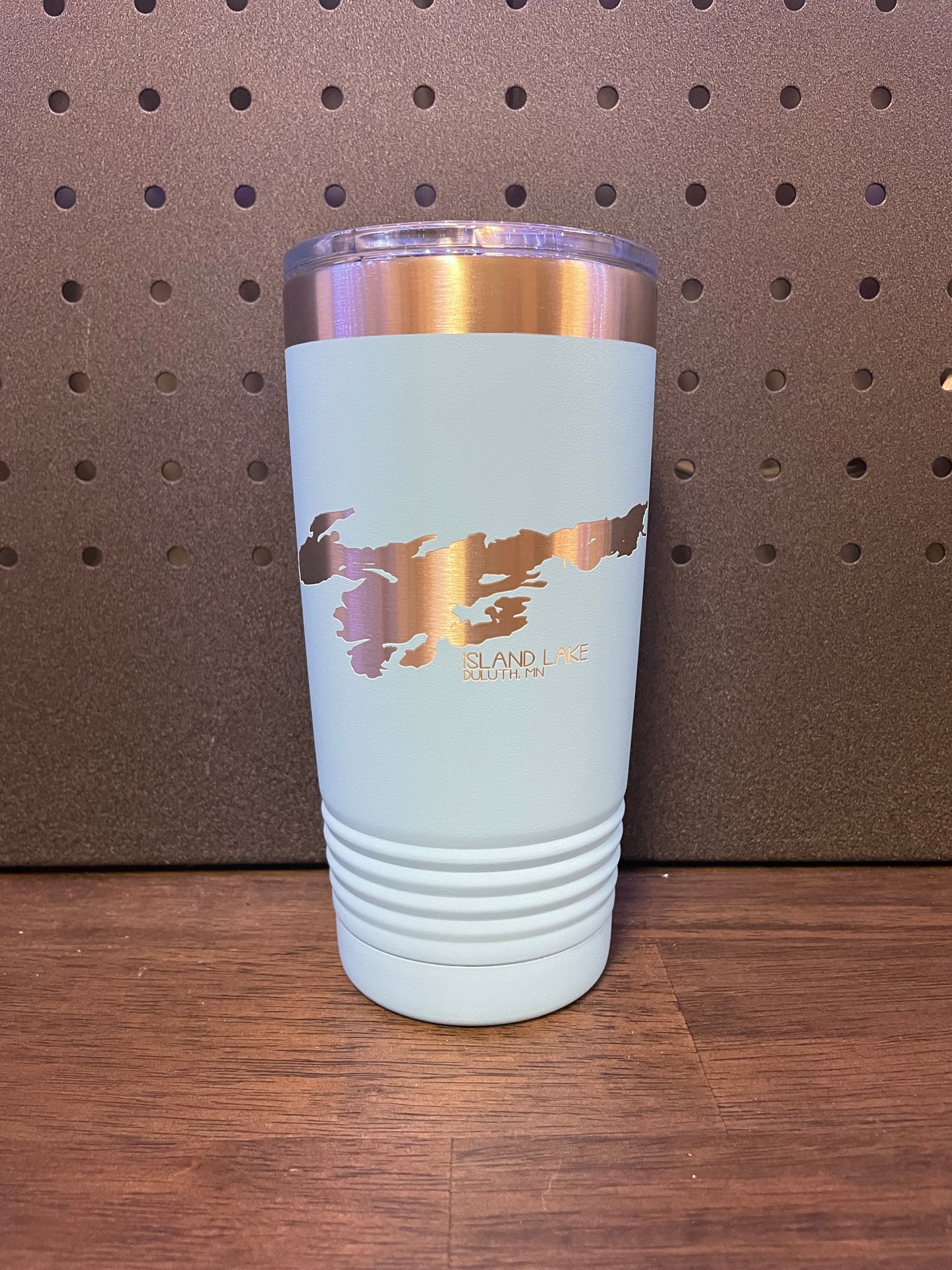 Drinkware | Island Lake | 20oz Lake Tumbler w/ Magnetic Sliding Lid